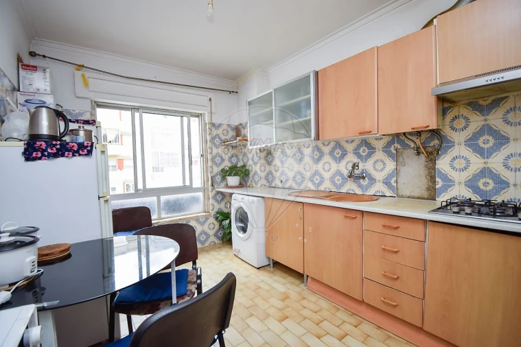Apartamento T2 para Venda em Massamá e Monte Abraão Foto 8