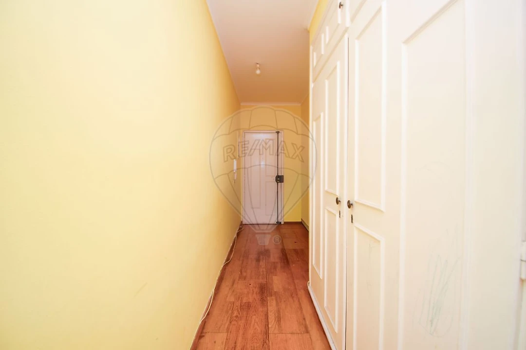 Apartamento T2 para Venda em Massamá e Monte Abraão Foto 7