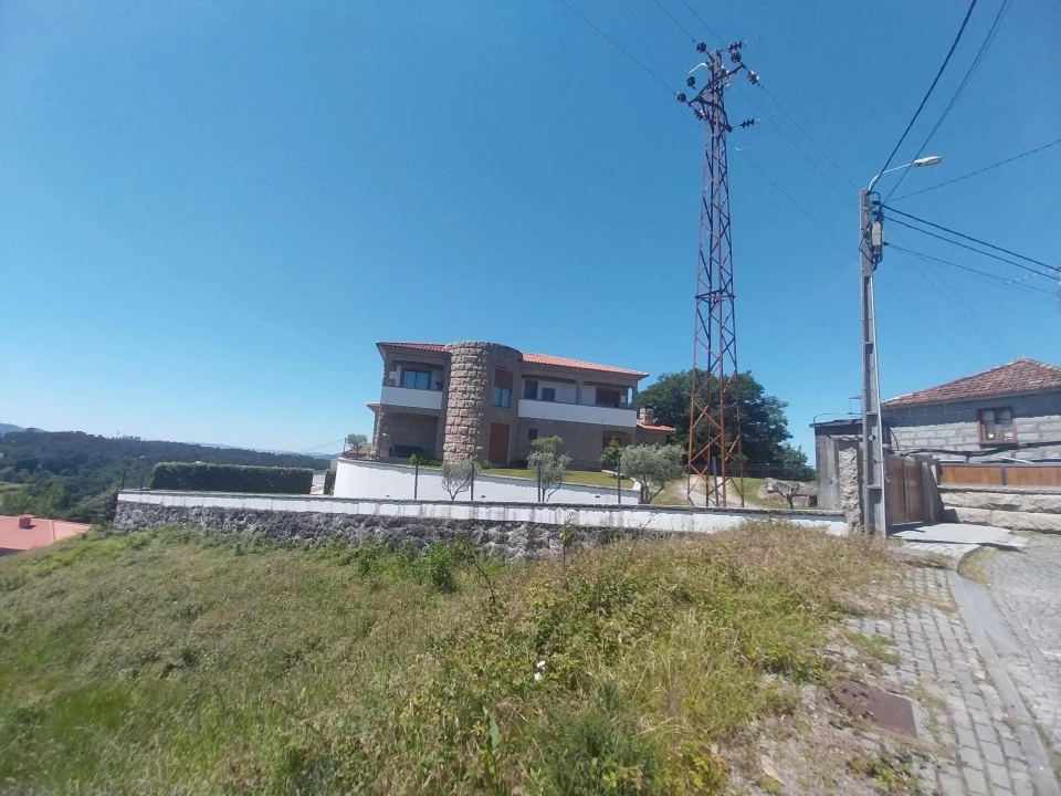 Moradia T5 para Venda em Revelhe Foto 3