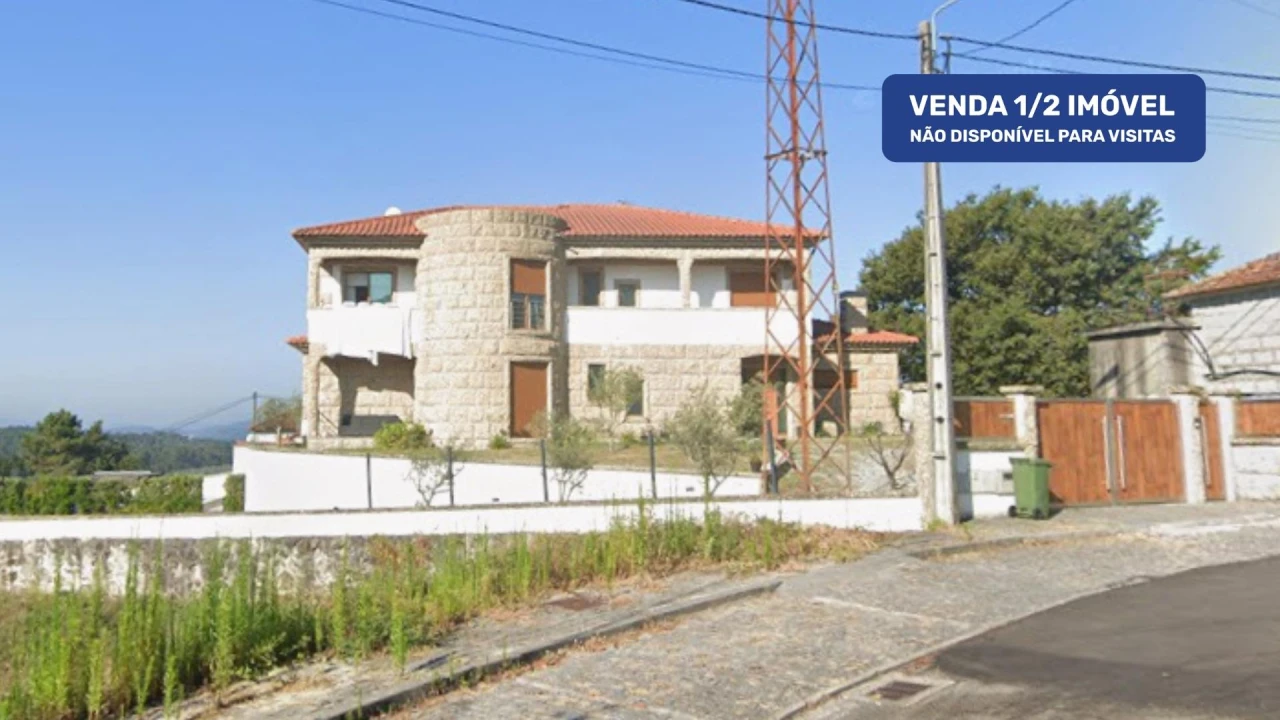 Moradia T5 para Venda em Revelhe Foto 1