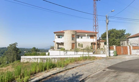 Moradia T5 para Venda em Revelhe