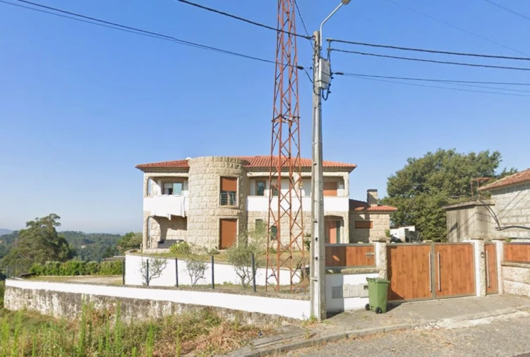 Moradia T5 para Venda em Revelhe Foto 2