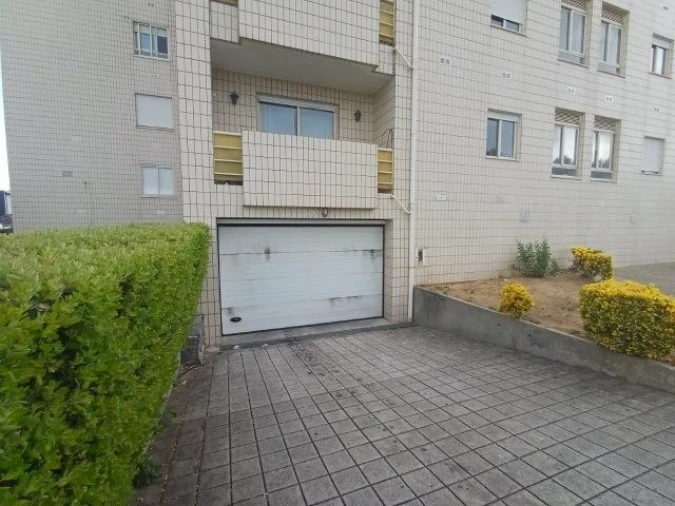 Garagem para Venda em São Mamede de Infesta e Senhora da Hora Foto 4