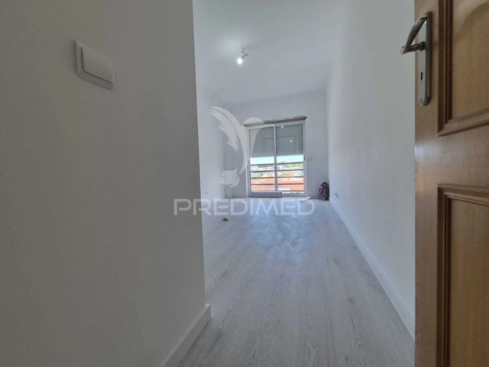 Apartamento T2 para Venda em Laranjeiro e Feijó Foto 19