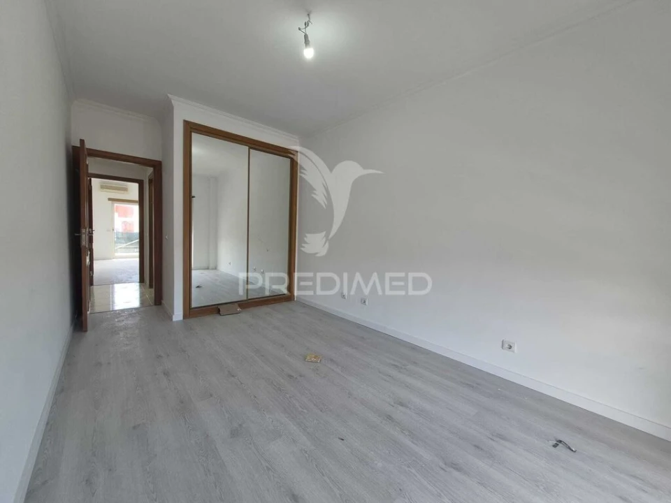 Apartamento T2 para Venda em Laranjeiro e Feijó Foto 16