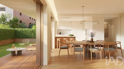 Apartamento T3 para Venda em Aldoar, Foz do Douro e Nevogilde