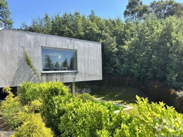 Moradia T3 para Venda em Fornelos e Queijada