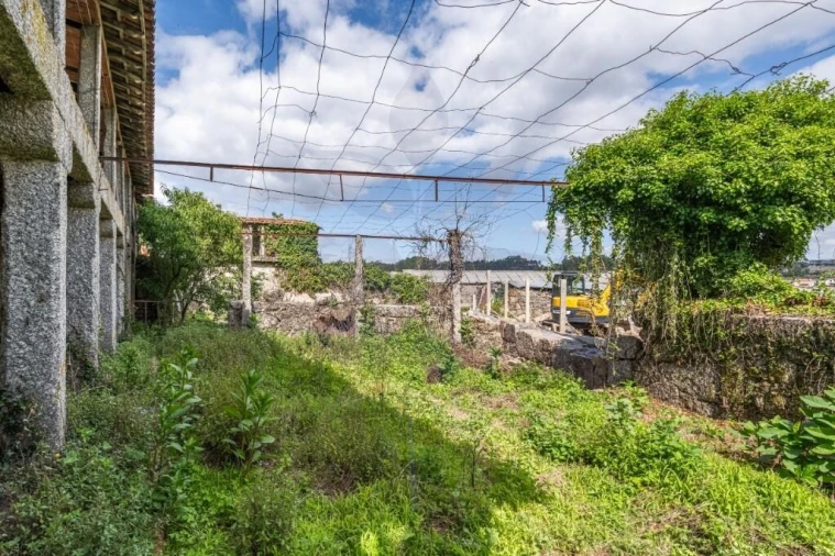 Moradia T3 para Venda em Arentim e Cunha Foto 20