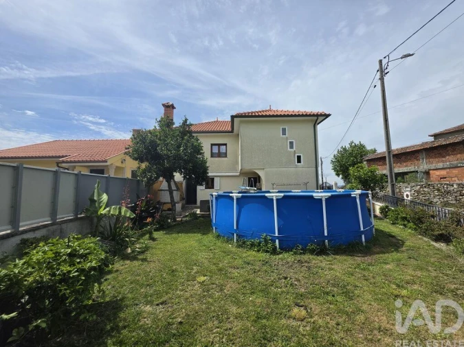 Moradia T5 para Venda em Sago, Lordelo e Parada Foto 29