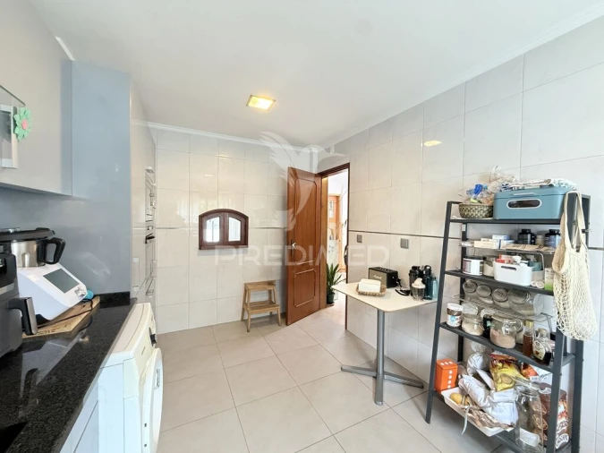 Moradia T4 para Venda em Charneca de Caparica e Sobreda Foto 17