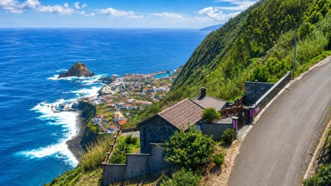 Moradia T2 para Venda em Porto Moniz