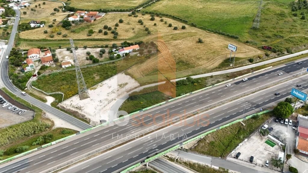 Terreno para Arrendamento em Marvila, Ribeira Santarém, São Salvador, São Nicolau Foto 1