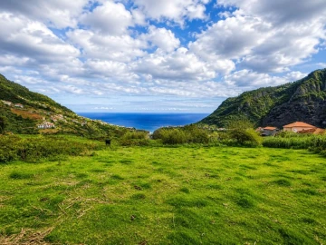 Moradia T3 para Venda em São Roque do Faial