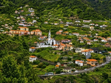 Moradia T3 para Venda em São Roque do Faial