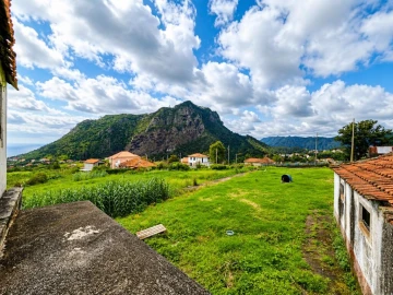 Moradia T3 para Venda em São Roque do Faial
