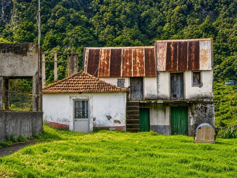 Moradia T3 para Venda em São Roque do Faial Foto 32