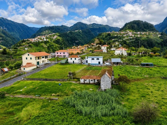 Moradia T3 para Venda em São Roque do Faial Foto 37