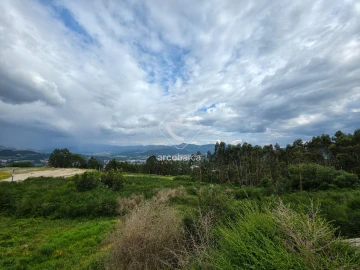 Terreno para Venda em Souto e Tabaçô