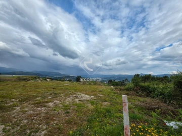 Terreno para Venda em Souto e Tabaçô