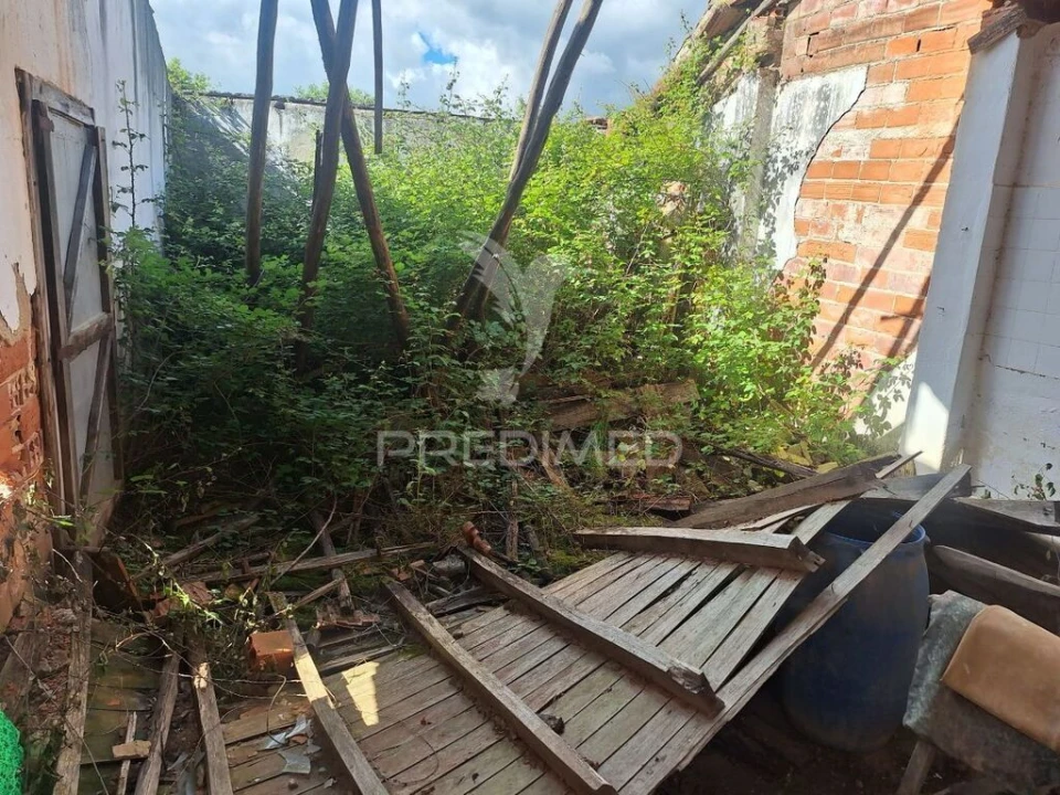 Moradia T3 para Venda em Alcanede Foto 12