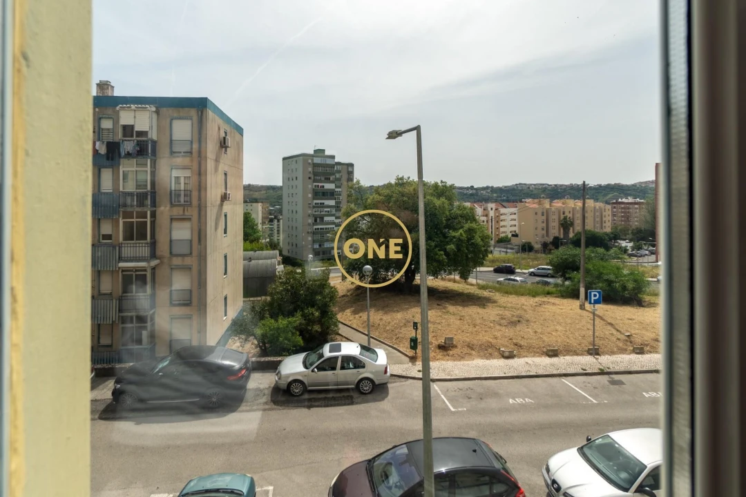 Apartamento T3 para Venda em Santo António dos Cavaleiros e Frielas Foto 16