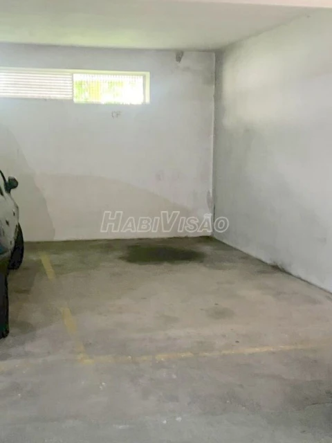 Garagem para Venda em Ermesinde