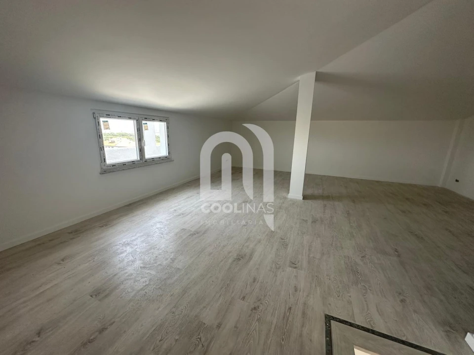 Apartamento T3 para Venda em Seixal, Arrentela e Aldeia de Paio Pires Foto 21