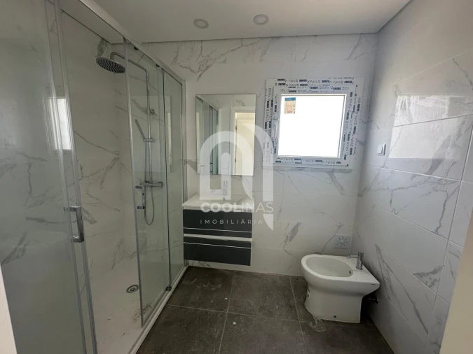 Apartamento T3 para Venda em Seixal, Arrentela e Aldeia de Paio Pires Foto 23