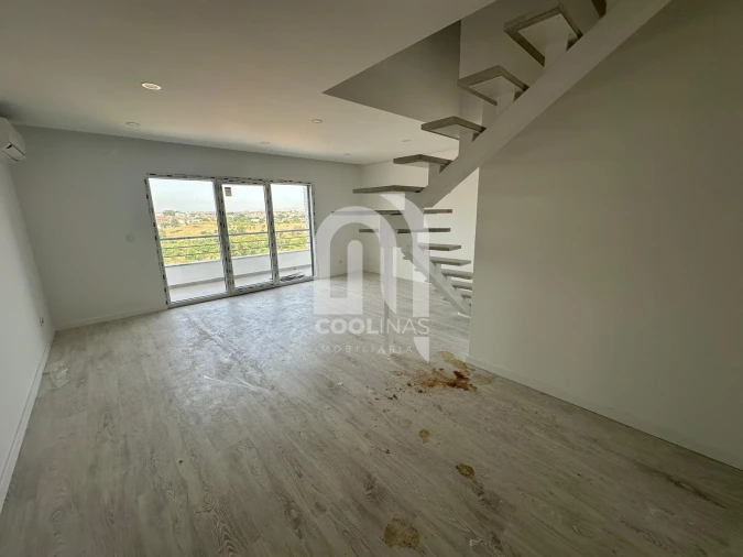 Apartamento T3 para Venda em Seixal, Arrentela e Aldeia de Paio Pires Foto 16