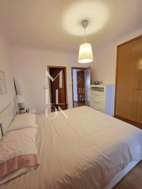 Apartamento T2 para Venda em Mafamude e Vilar do Paraíso