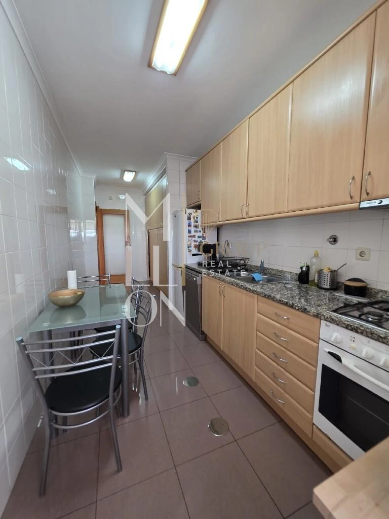 Apartamento T2 para Venda em Mafamude e Vilar do Paraíso Foto 4