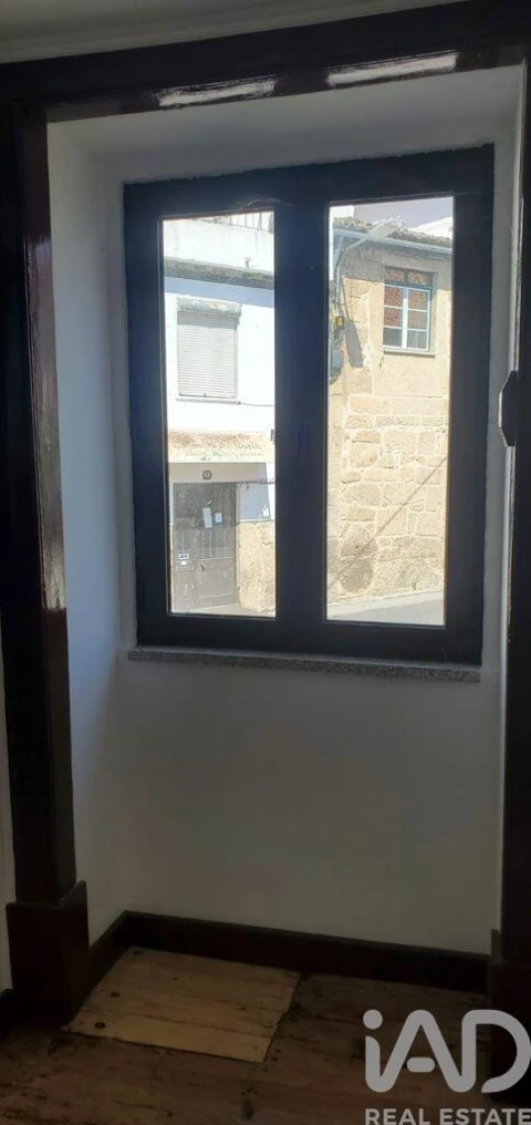 Moradia T2 para Venda em Alpedrinha