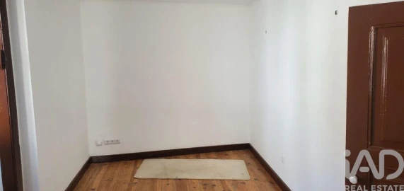 Moradia T2 para Venda em Alpedrinha