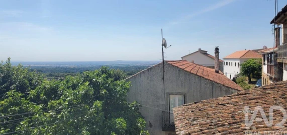 Moradia T2 para Venda em Alpedrinha