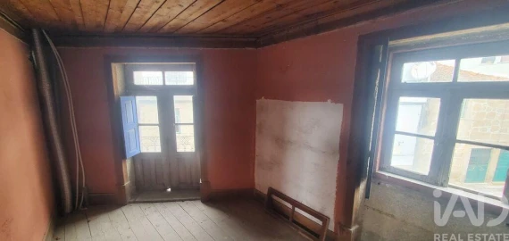 Moradia T2 para Venda em Alpedrinha