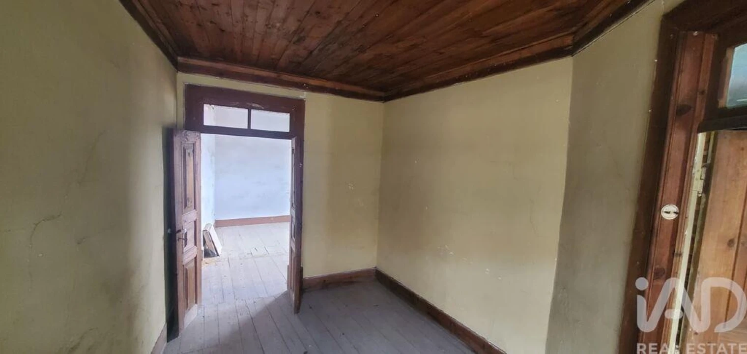 Moradia T2 para Venda em Alpedrinha Foto 9