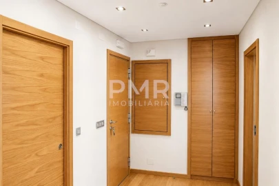 Apartamento T1 para Arrendamento em Lumiar