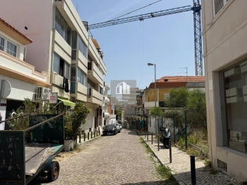 Terreno para Venda em Costa da Caparica