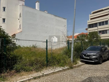 Terreno para Venda em Costa da Caparica