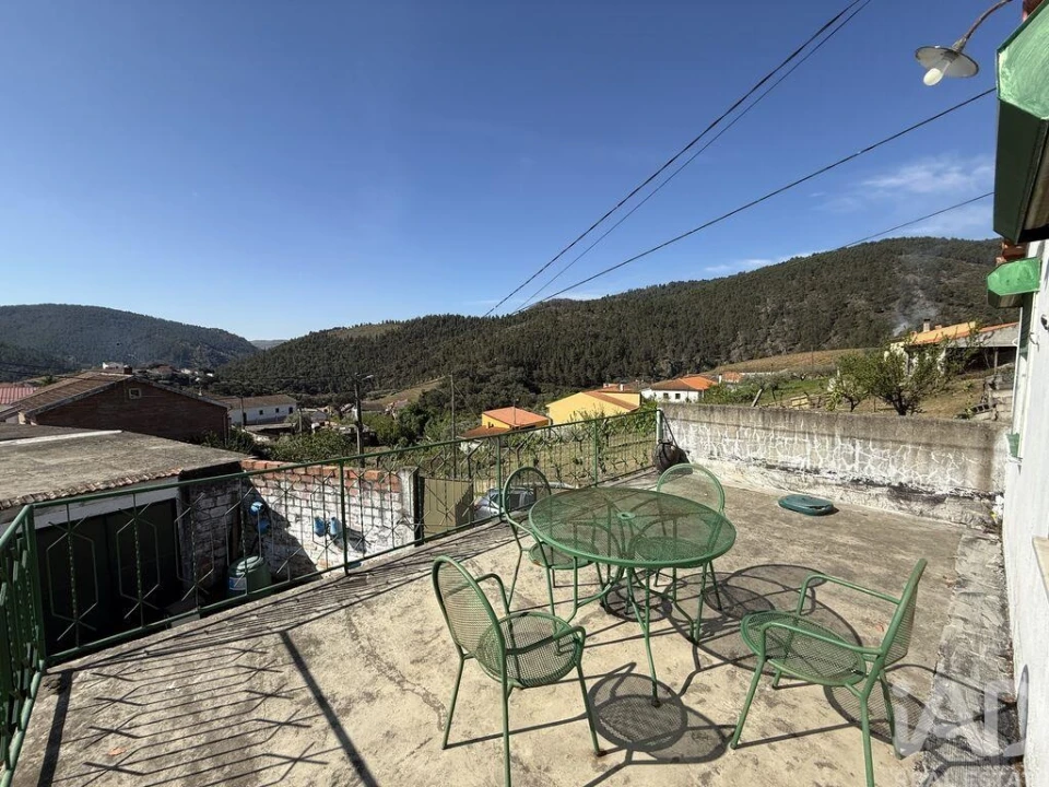 Moradia T2 para Venda em Candedo Foto 23