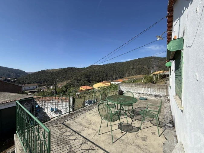 Moradia T2 para Venda em Candedo Foto 22