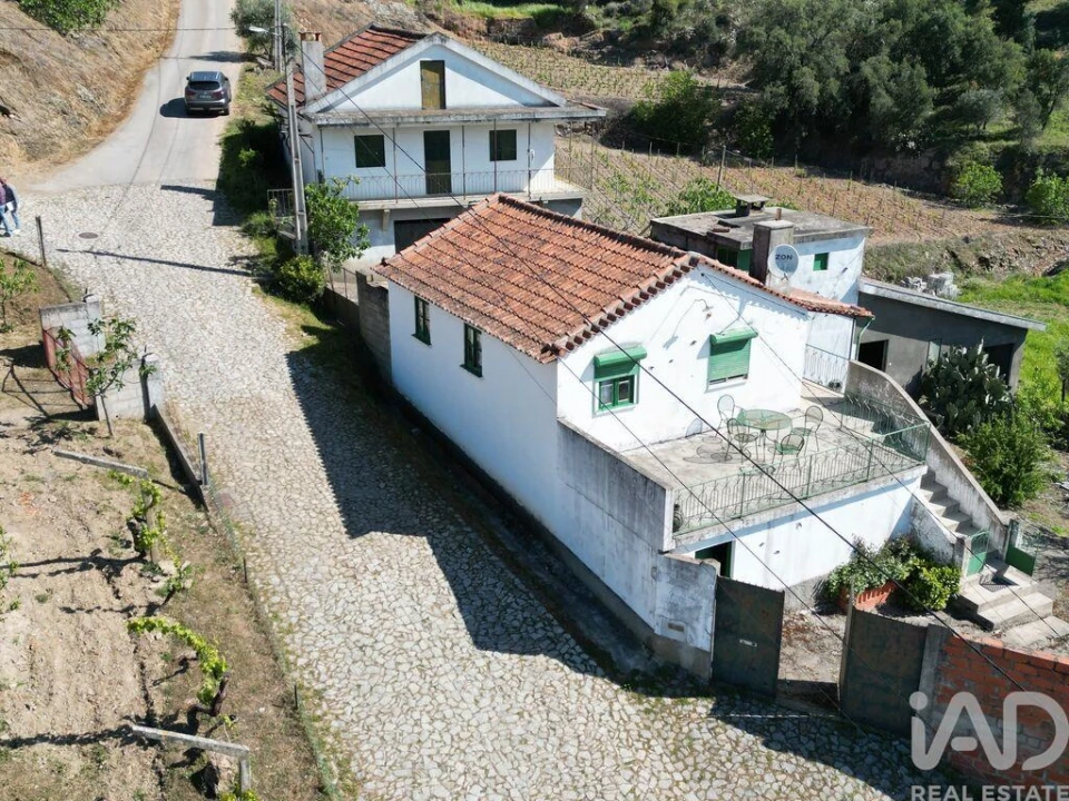 Moradia T2 para Venda em Candedo Foto 26