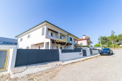Moradia T3 para Venda em Viatodos, Grimancelos, Minhotães, Monte Fralães