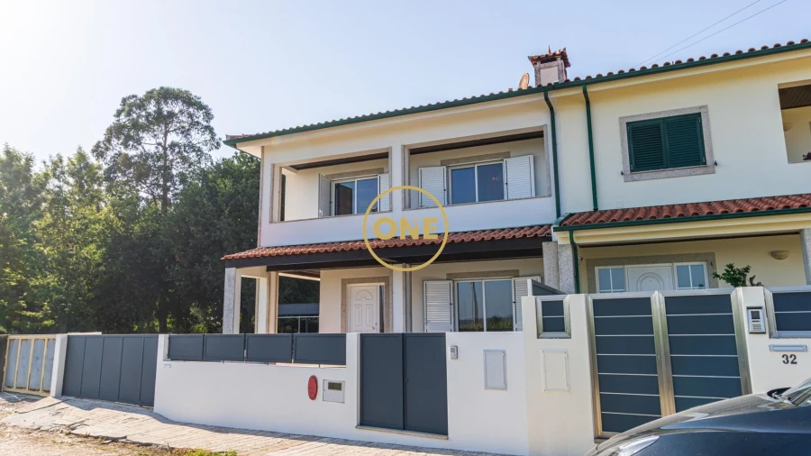 Moradia T3 para Venda em Viatodos, Grimancelos, Minhotães, Monte Fralães