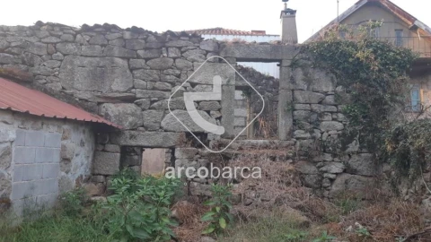 Moradia T2 para Venda em Vila Chã (São João Baptista e Santiago)