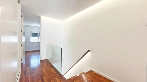 Moradia T3 para Venda em Póvoa de Varzim, Beiriz e Argivai