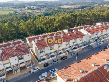Moradia T3 para Venda em Gondifelos, Cavalões e Outiz