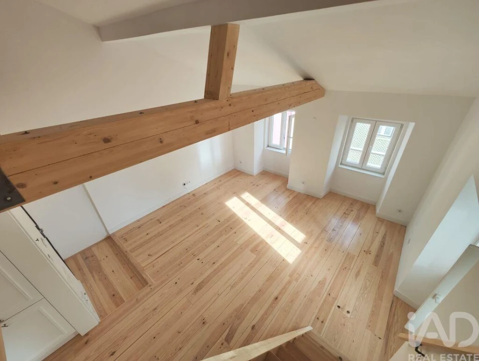 Apartamento T2 para Arrendamento em Estrela Foto 9