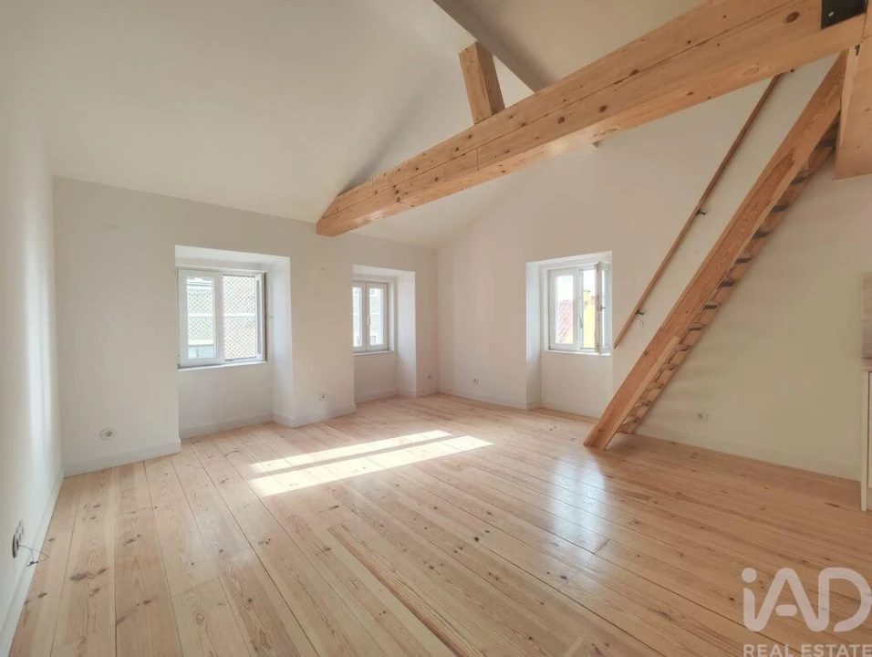 Apartamento T2 para Arrendamento em Estrela Foto 6