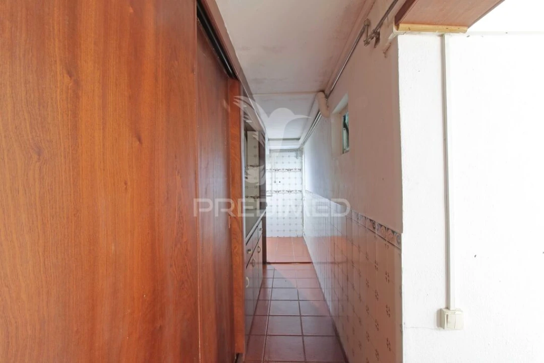 Moradia T4 para Venda em Angra (Nossa Senhora da Conceição) Foto 15